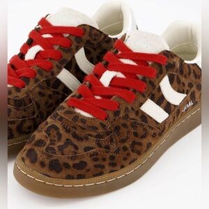 CoolWay Goal in Dark Leo